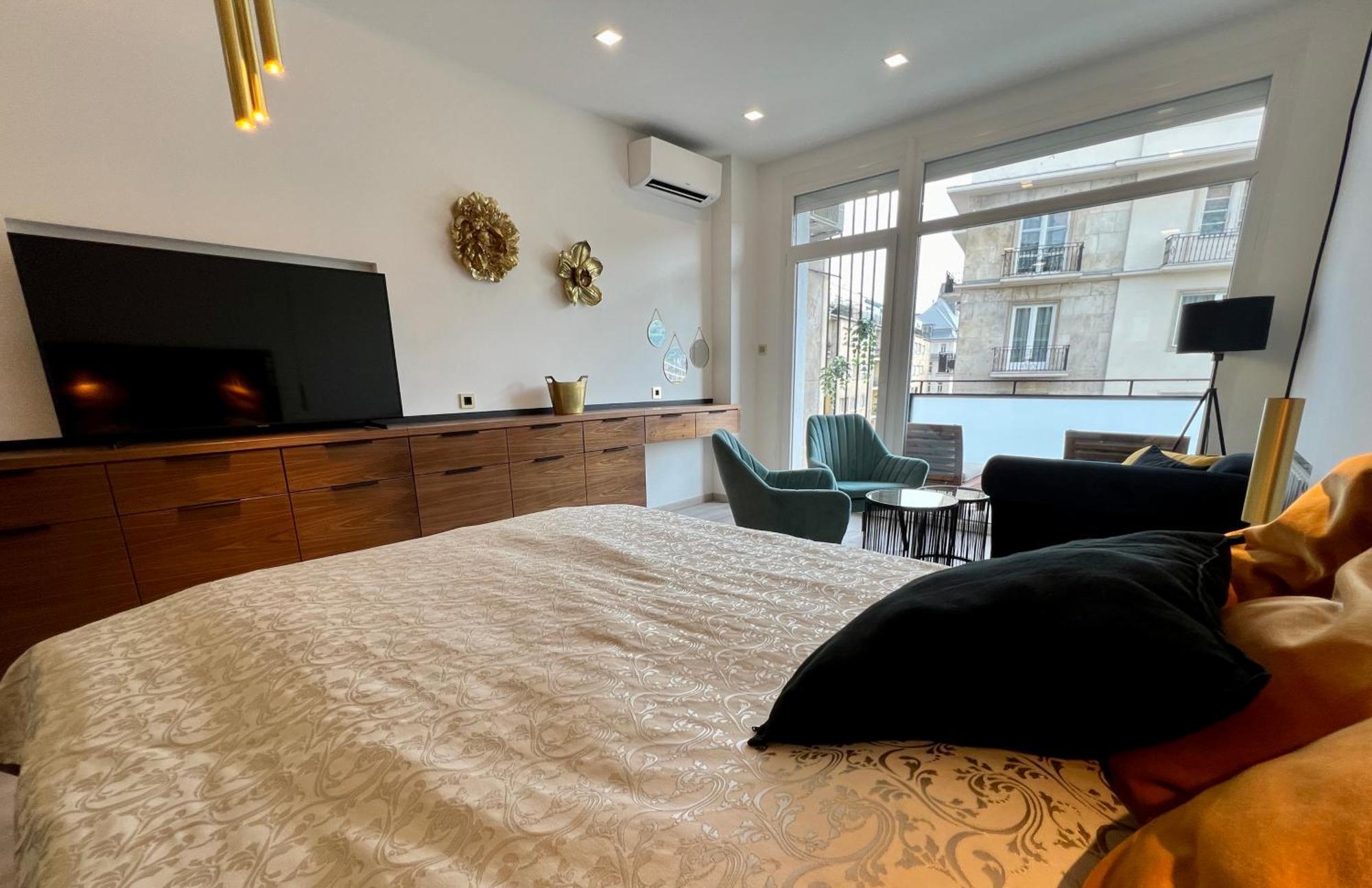 Appartement Golden At Erzsebet Bridge Boedapest